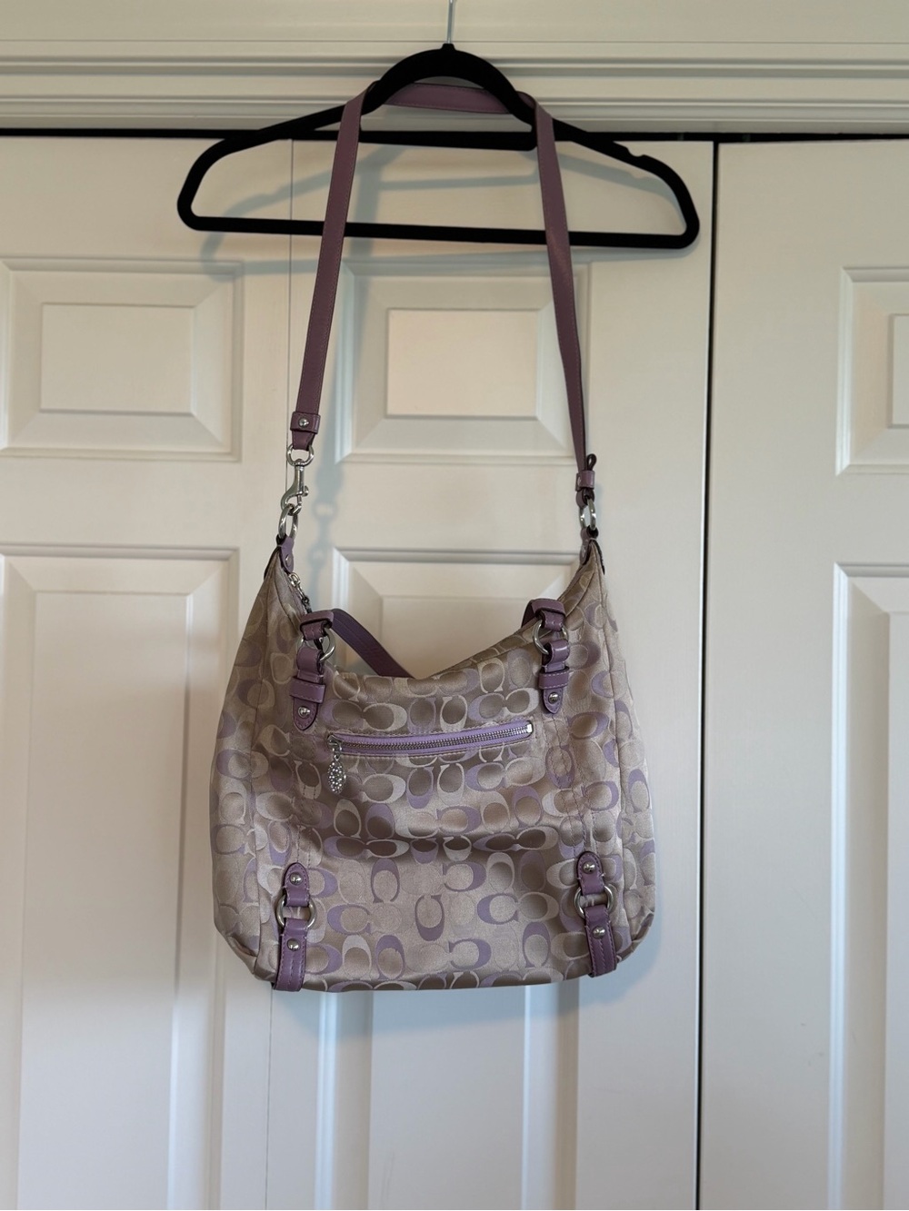 Vintage Coach Alexandra Lavender Trim Signature Shoulder Bag